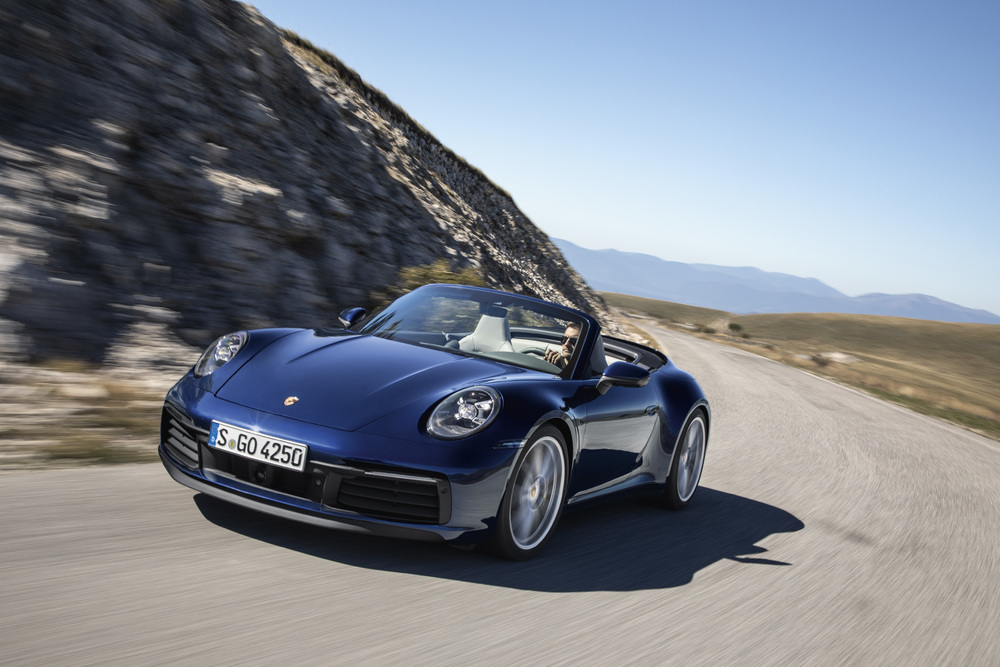 The All New Porsche 911 Cabriolet Is Finally Here And It Looks Hotter Than Before ! 2