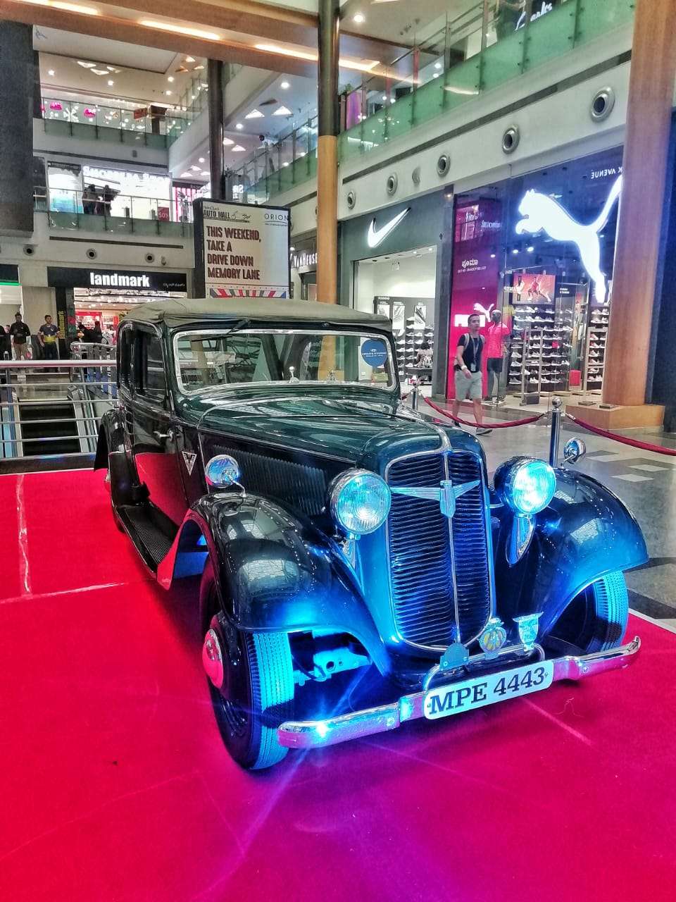 This Classic Car Show From Bangalore Hints At The Sky High Public Ardour For These Machines Today! 1