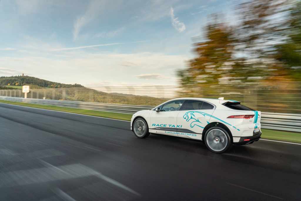 jaguar i-pace jaguar electric suv jaguar suv electric mobility