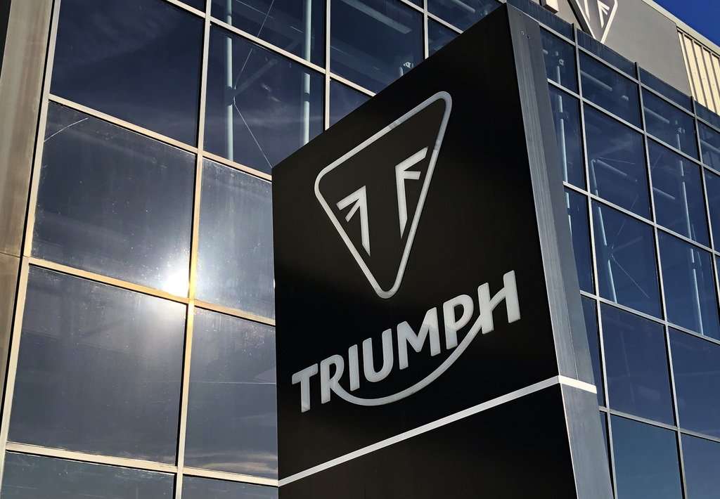 triumph-bajaj, triumph-tiger