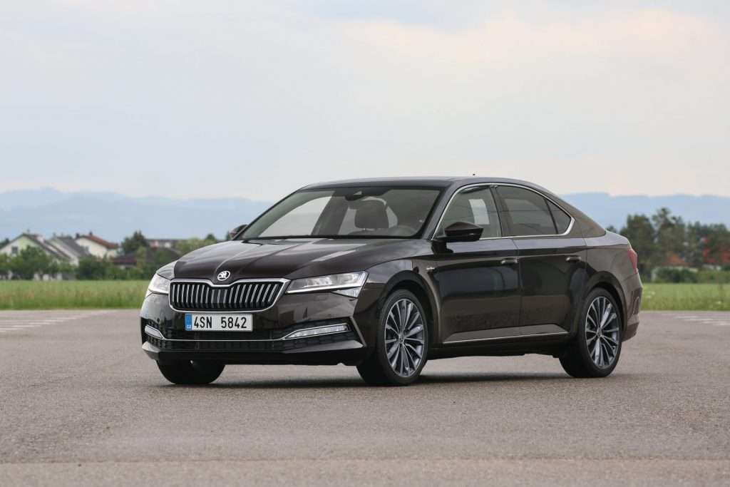 2020 Skoda Superb facelift India launch