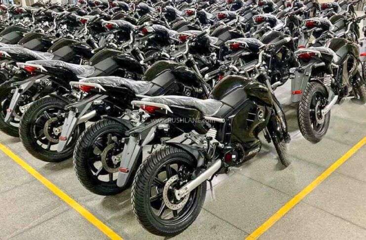 New Batch of Revolt RV400 Electric Bikes Ready For Dealer Dispatch 4