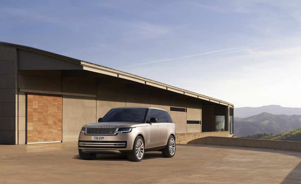 New Range Rover 2022 Breaks Cover 13