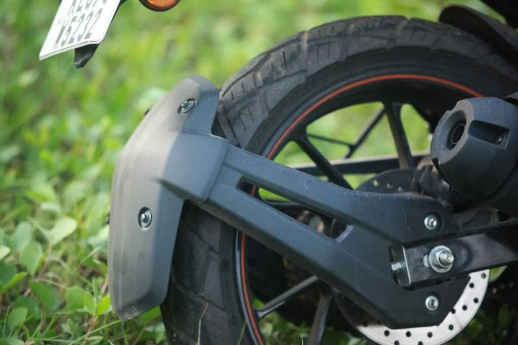 Yamaha FZ-X tyre hugger