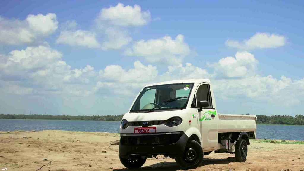 Mahindra Jeeto Plus CNG 400 review in india