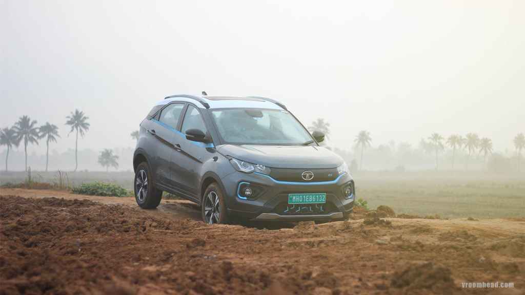 tata nexon ev max road test review