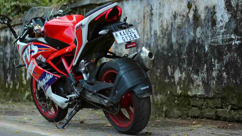 TVS Apache RR 310 BTO Review: "That Looker You'd Fall For!" 3