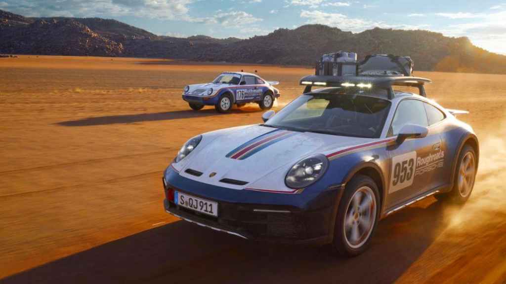 2023 porsche 911 dakar