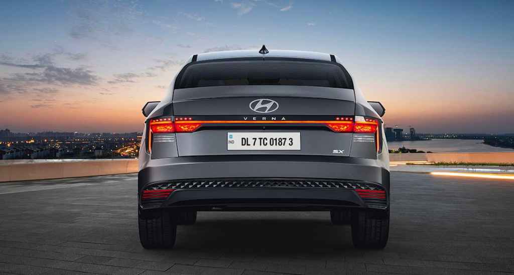 2023 Hyundai Verna rear