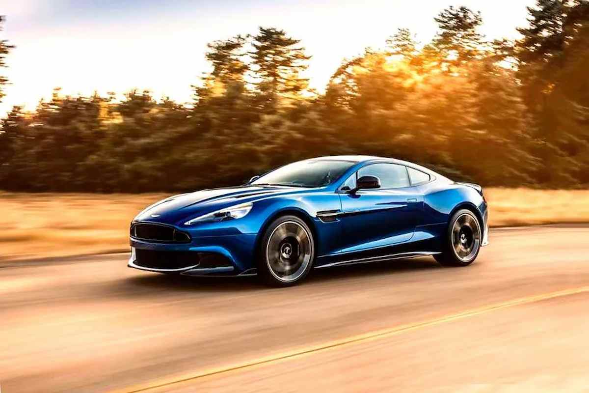 aston-martin-vanquish