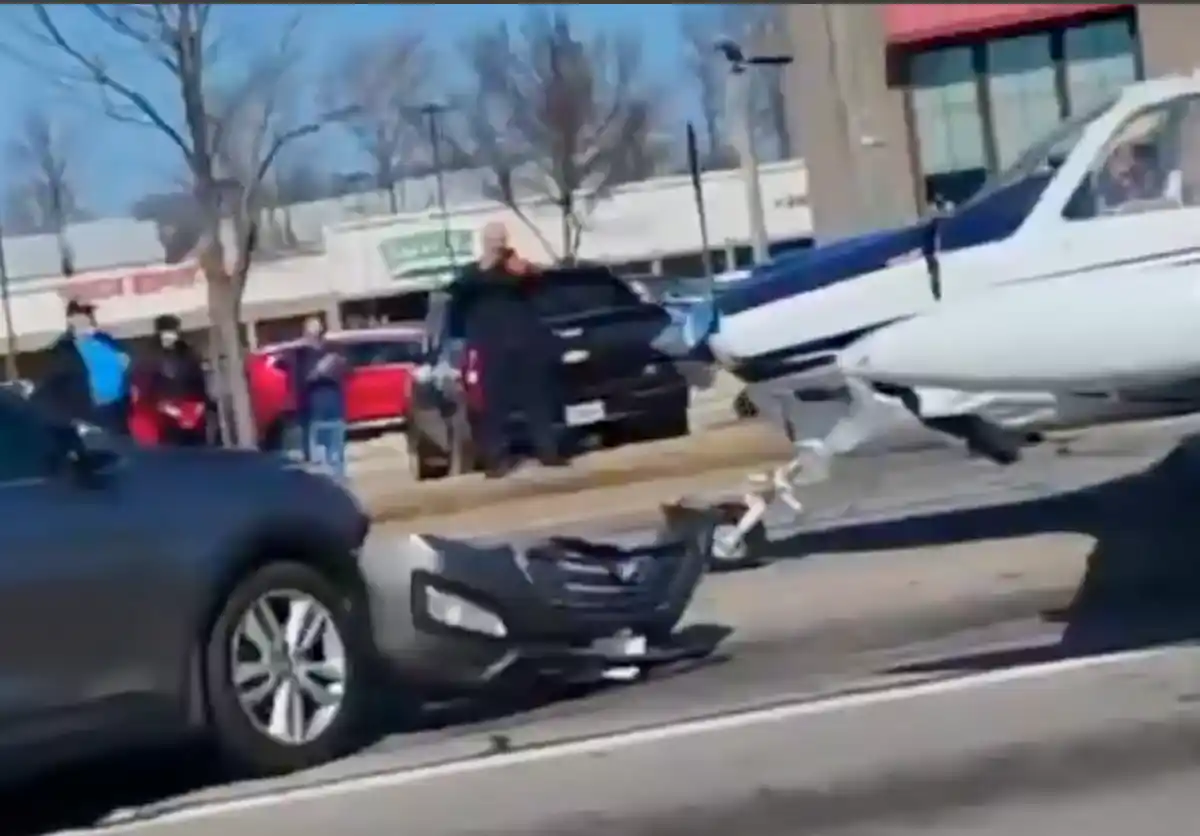 Plane Tries To Land On US Highway, Crashes Into Many Cars [Video] 1