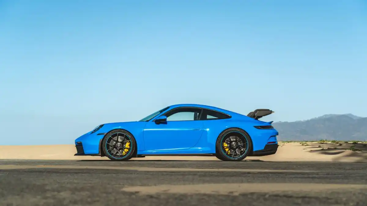 Florida Man Sues Porsche For Allegedly Selling Him A 911 GT3 Technician Trainer Car 2